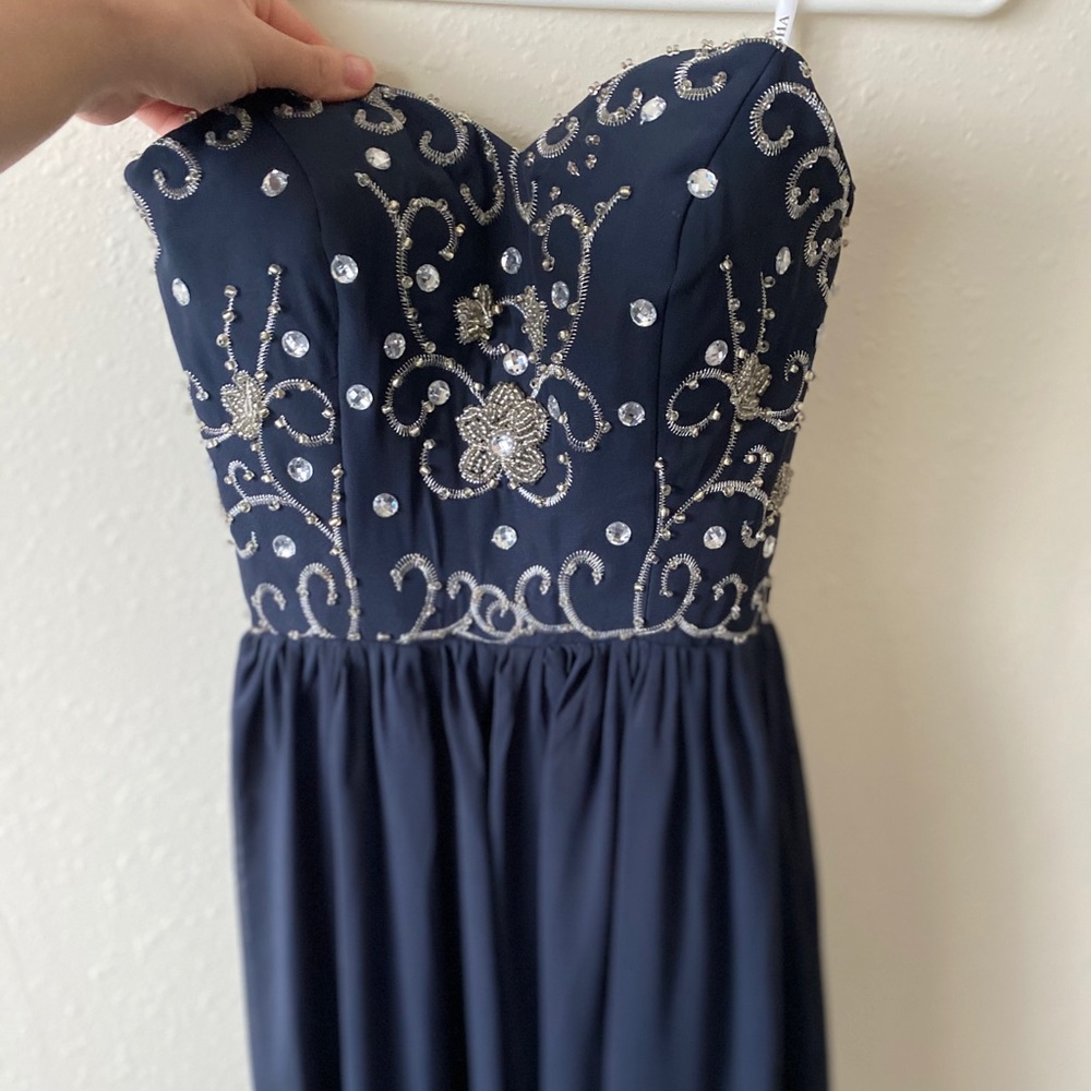 Detail strapless prom dress